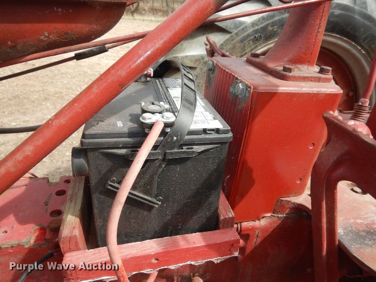 image for item MI9372 International Farmall Super C  tractor