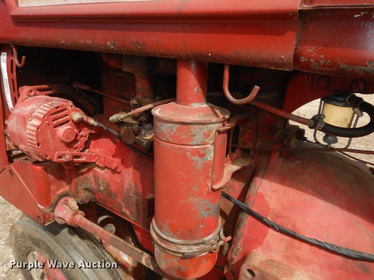 image for item MI9372 International Farmall Super C  tractor