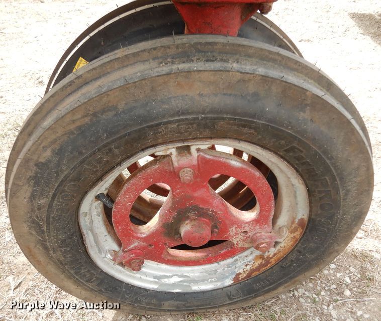 image for item MI9372 International Farmall Super C  tractor