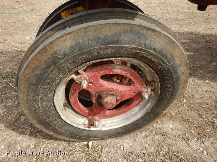 image for item MI9372 International Farmall Super C  tractor