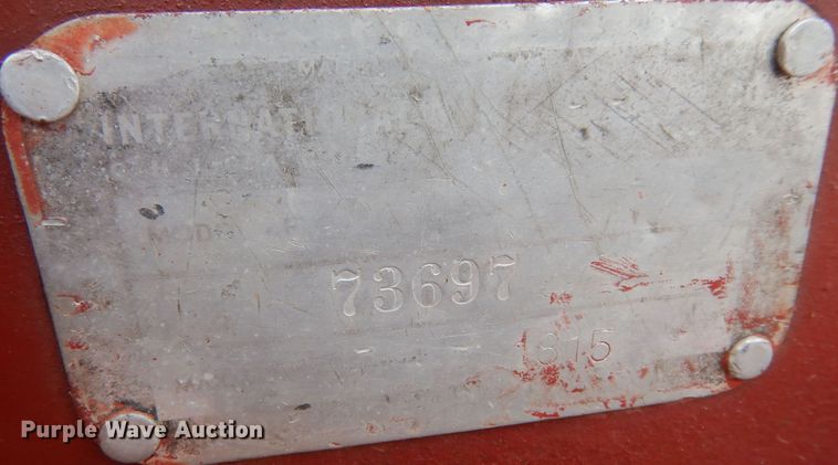 image for item MI9372 International Farmall Super C  tractor