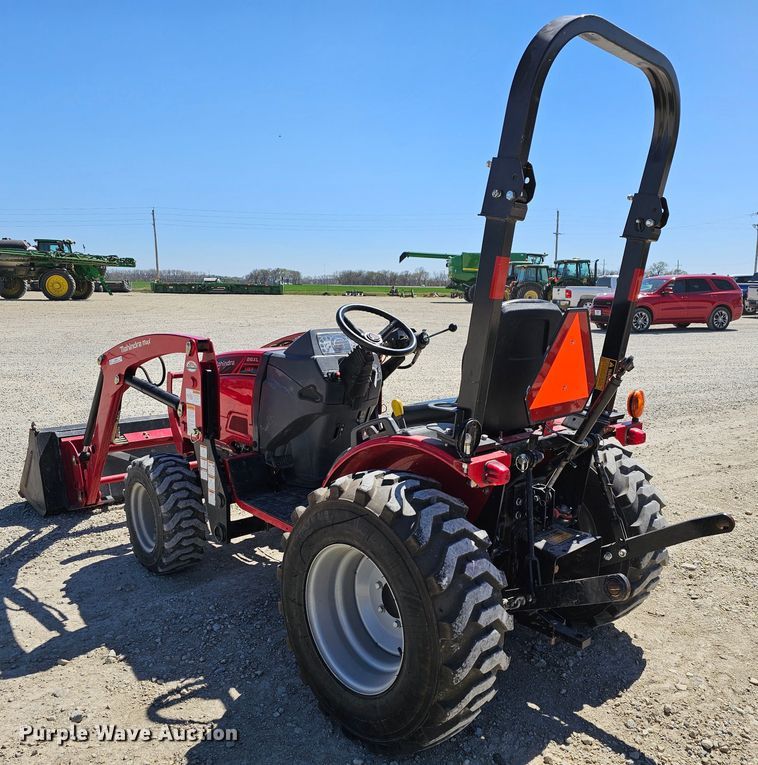 image for item MI9486 Mahindra Max 26XL HST  tractor