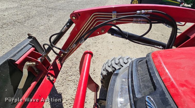 image for item MI9486 Mahindra Max 26XL HST  tractor