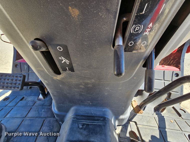 image for item MI9486 Mahindra Max 26XL HST  tractor