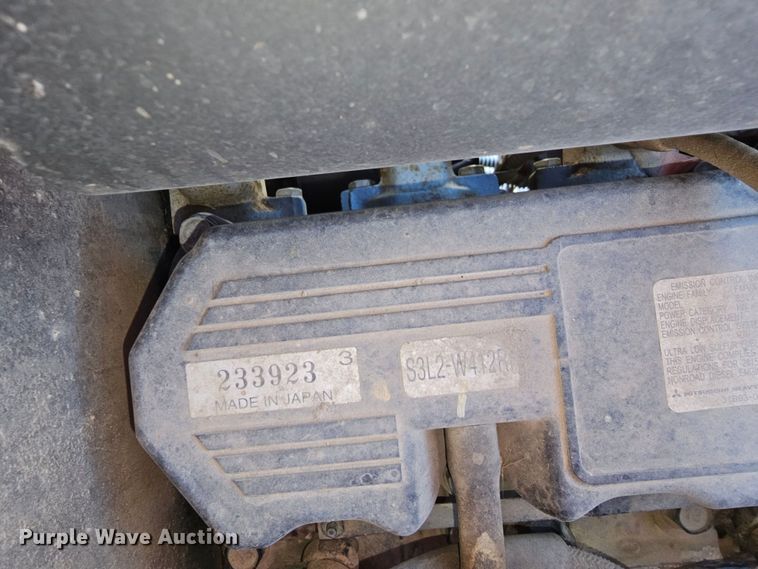 image for item MI9486 Mahindra Max 26XL HST  tractor