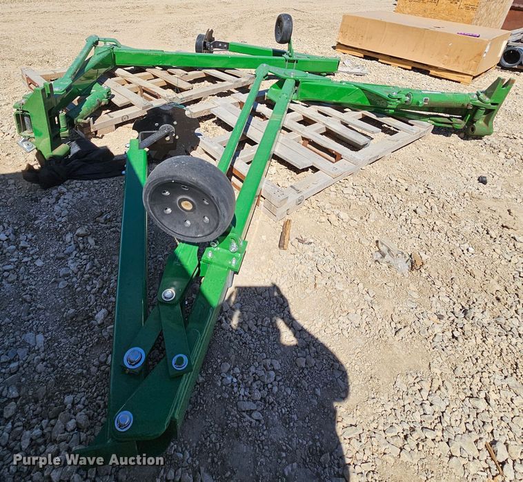 image for item MI9487 John Deere  planter marker arms