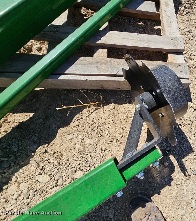 image for item MI9487 John Deere  planter marker arms