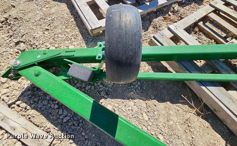 image for item MI9487 John Deere  planter marker arms