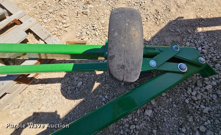 image for item MI9487 John Deere  planter marker arms