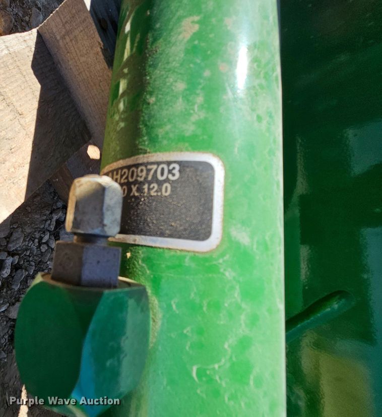 image for item MI9487 John Deere  planter marker arms