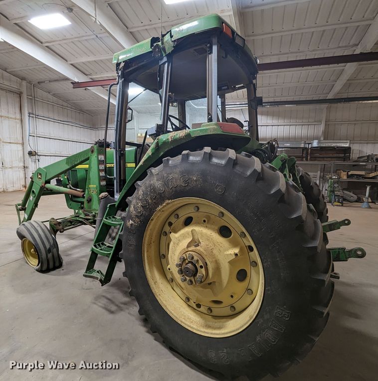 image for item MN9841 1999 John Deere 7210  tractor