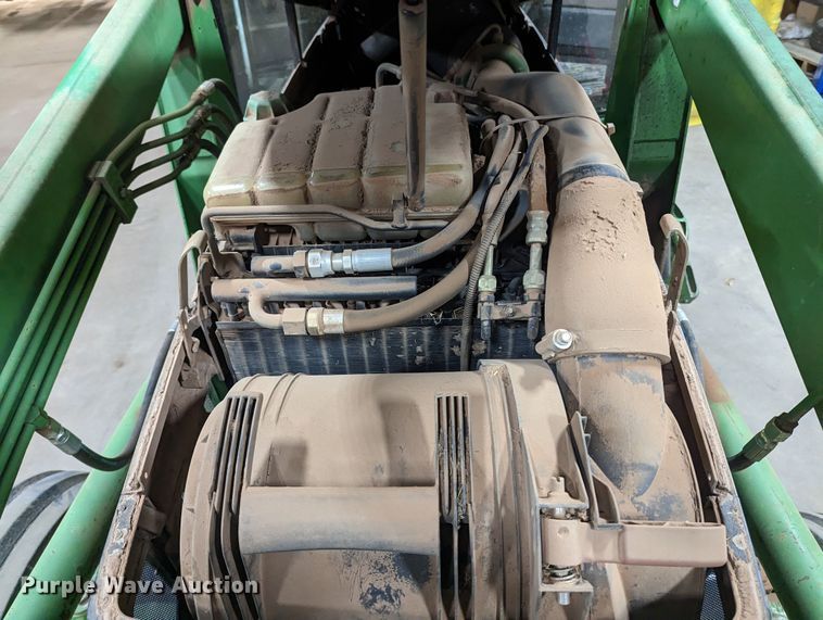 image for item MN9841 1999 John Deere 7210  tractor