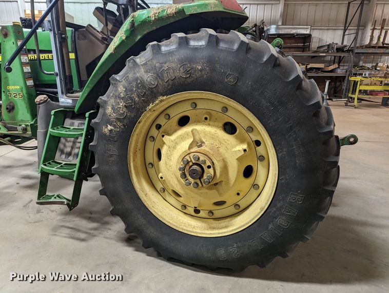image for item MN9841 1999 John Deere 7210  tractor
