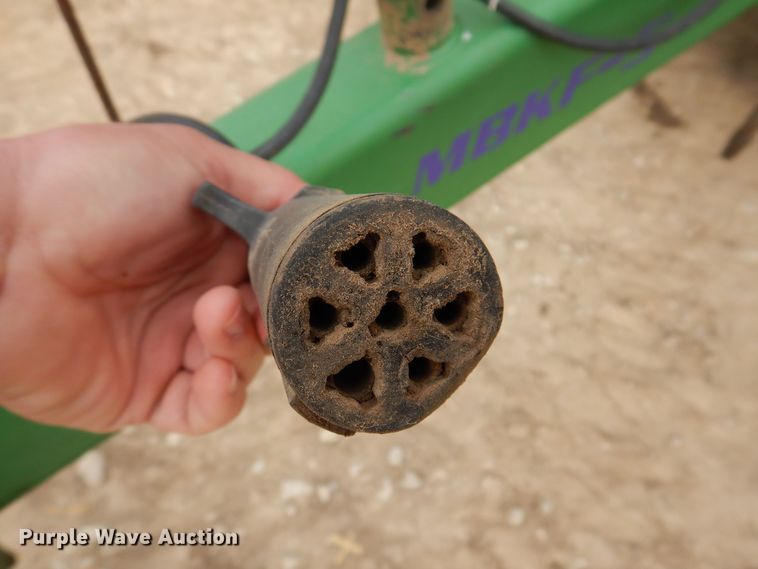 image for item MO9601 Great Plains 1005NG  no-till grain drill