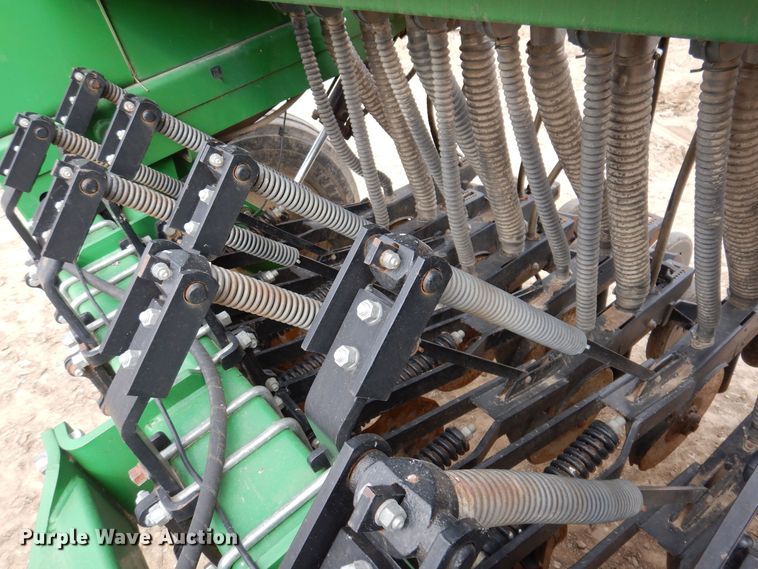 image for item MO9601 Great Plains 1005NG  no-till grain drill