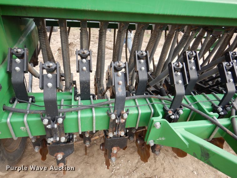 image for item MO9601 Great Plains 1005NG  no-till grain drill