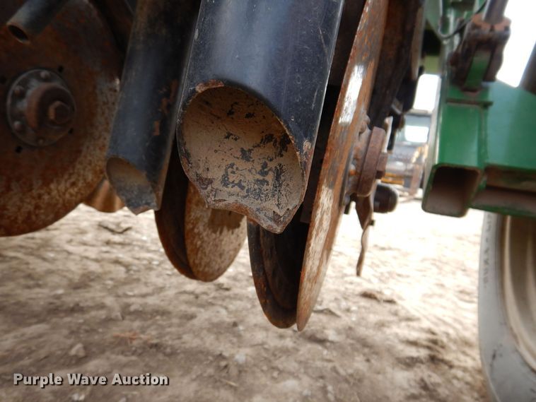 image for item MO9601 Great Plains 1005NG  no-till grain drill