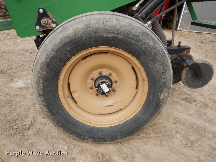 image for item MO9601 Great Plains 1005NG  no-till grain drill