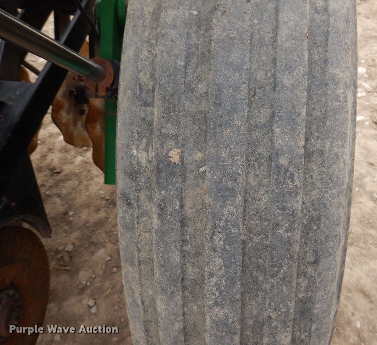 image for item MO9601 Great Plains 1005NG  no-till grain drill