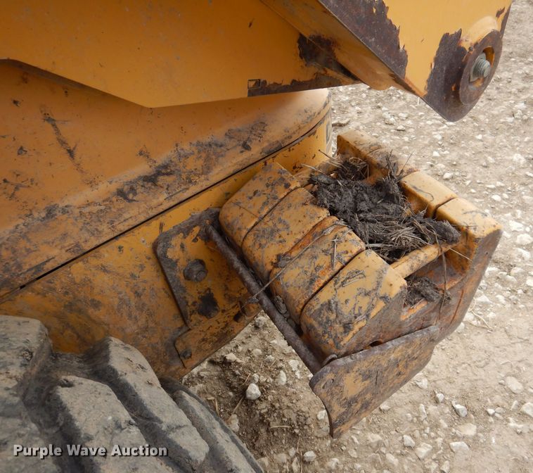 image for item MO9602 2002 John Deere 250  skid steer loader