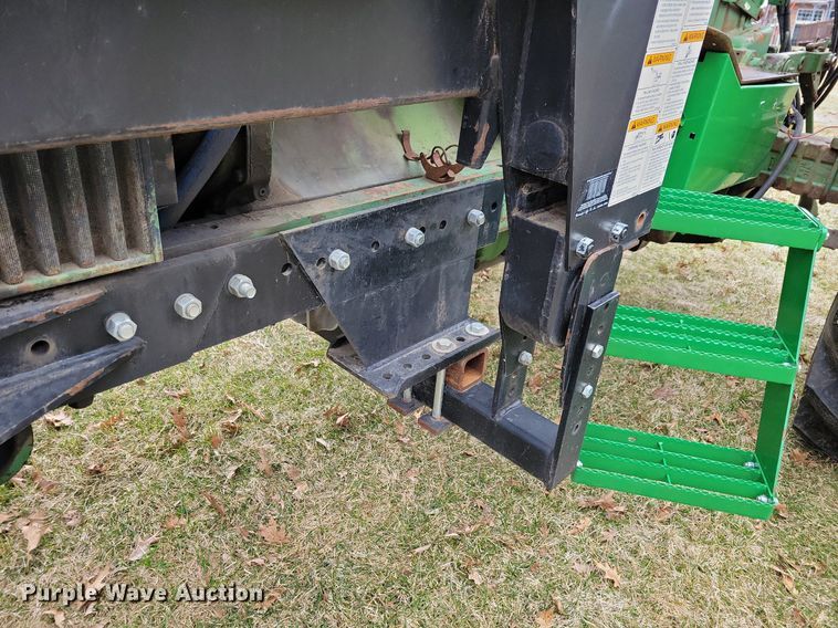 image for item MO9614 1963 John Deere 4010  tractor