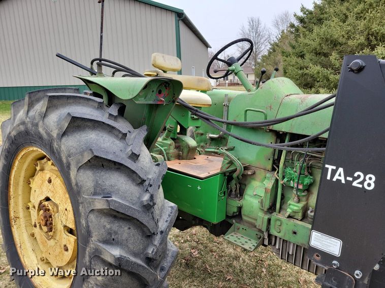 image for item MO9614 1963 John Deere 4010  tractor