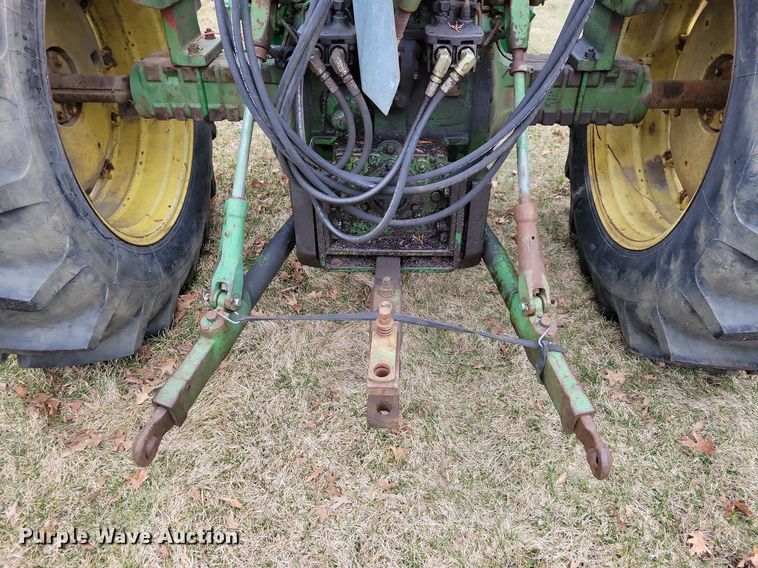 image for item MO9614 1963 John Deere 4010  tractor