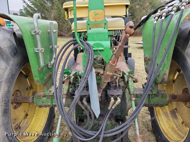 image for item MO9614 1963 John Deere 4010  tractor