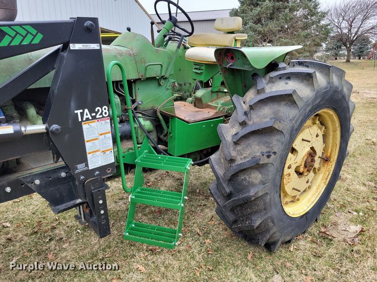 image for item MO9614 1963 John Deere 4010  tractor