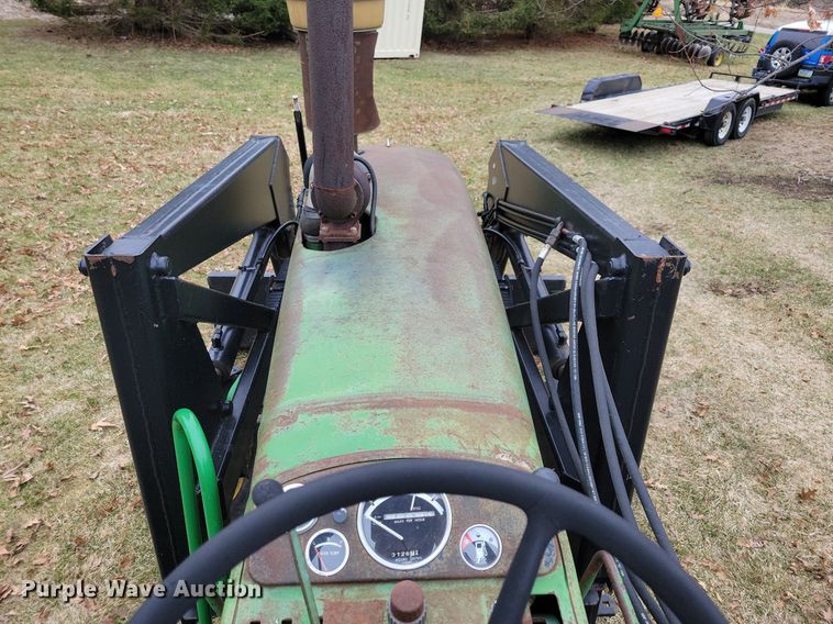 image for item MO9614 1963 John Deere 4010  tractor