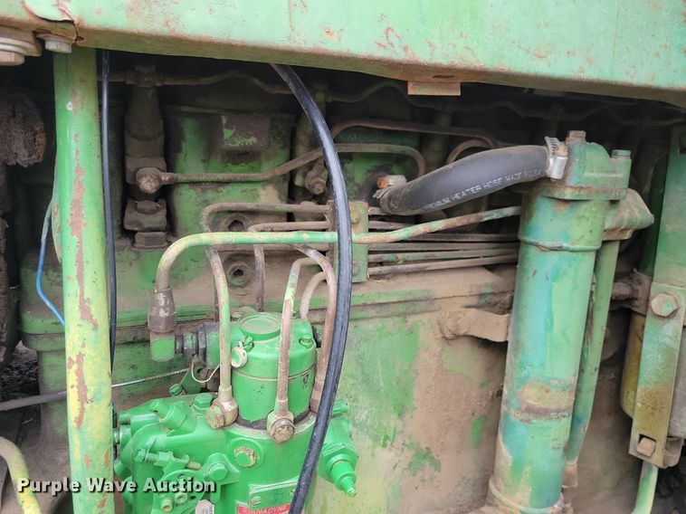 image for item MO9614 1963 John Deere 4010  tractor