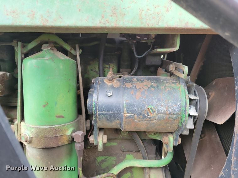 image for item MO9614 1963 John Deere 4010  tractor