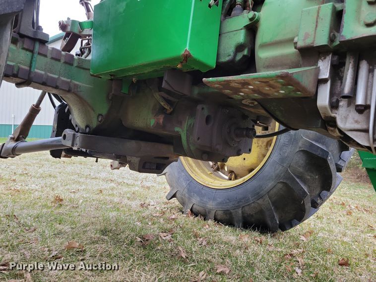 image for item MO9614 1963 John Deere 4010  tractor