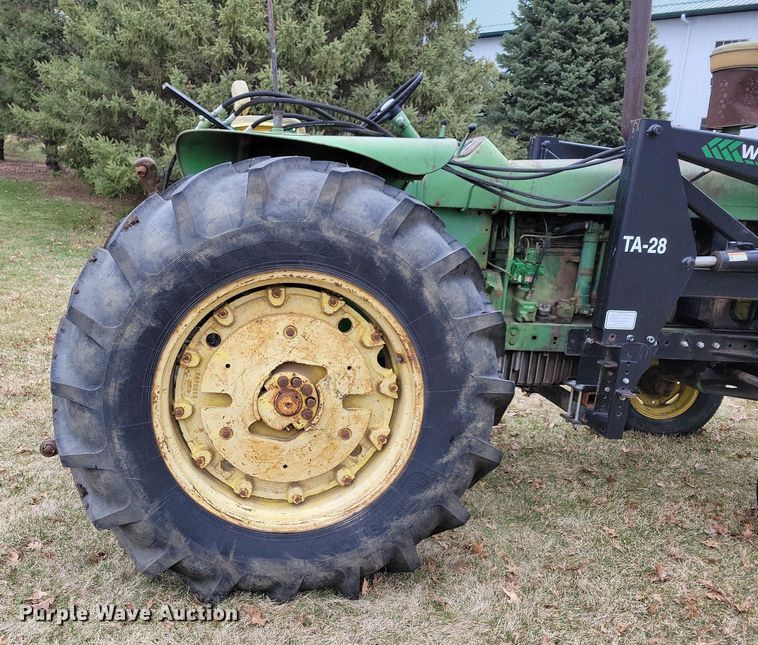 image for item MO9614 1963 John Deere 4010  tractor