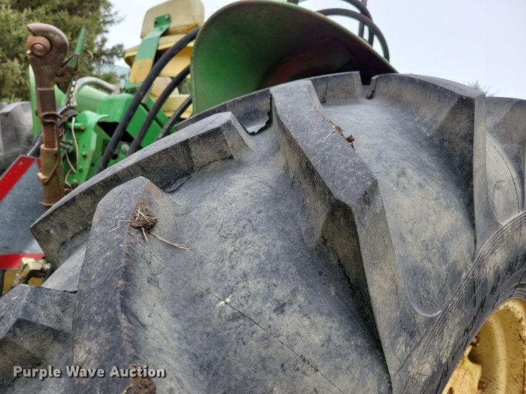 image for item MO9614 1963 John Deere 4010  tractor