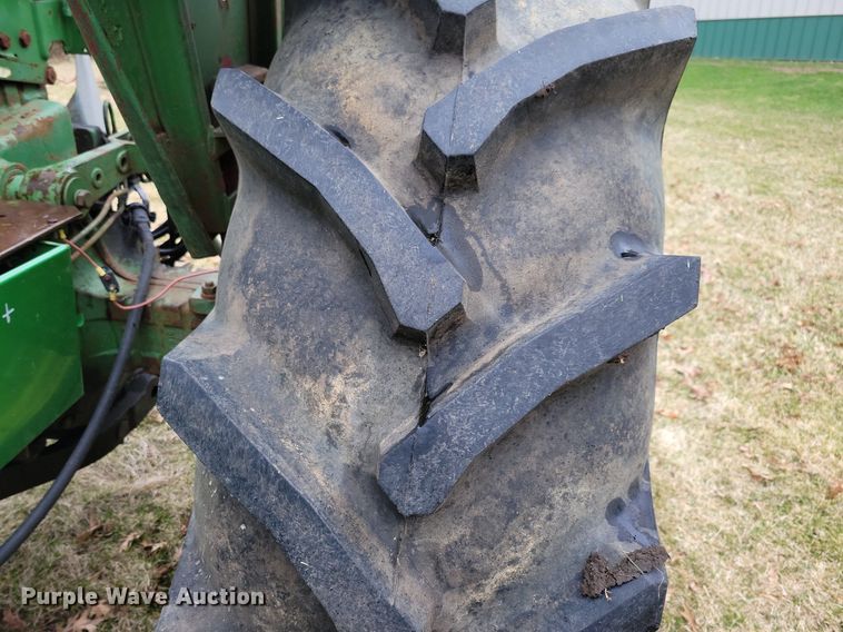 image for item MO9614 1963 John Deere 4010  tractor