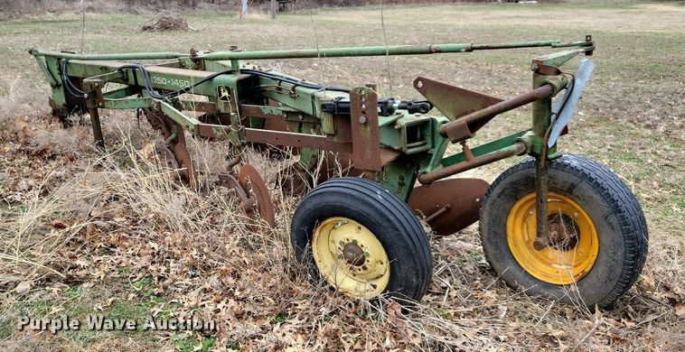 image for item MO9616 John Deere 1350-1450  four bottom plow