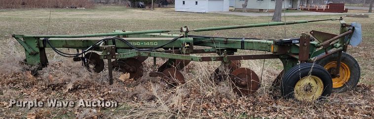 image for item MO9616 John Deere 1350-1450  four bottom plow