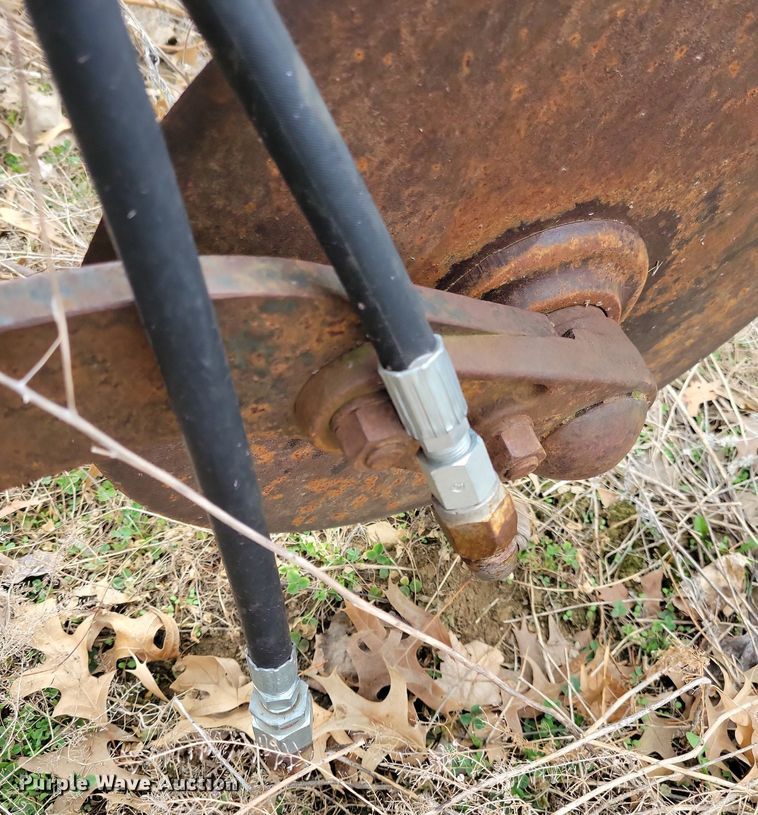 image for item MO9616 John Deere 1350-1450  four bottom plow