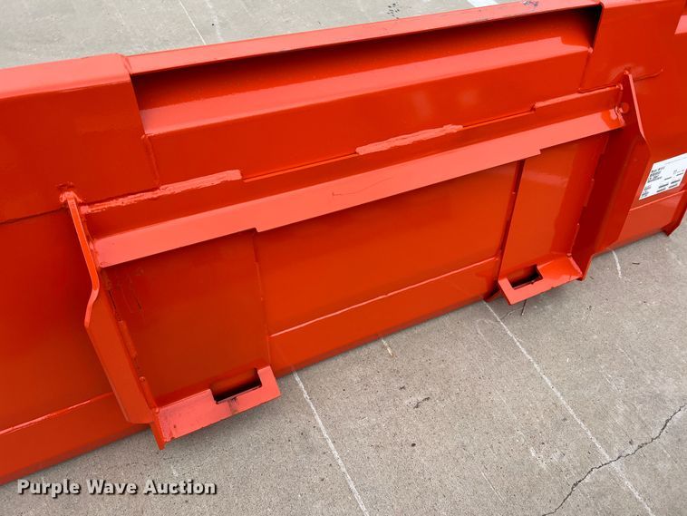 image for item MQ9884 Kubota M1815  83"W bucket