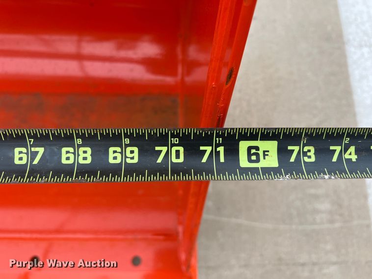 image for item MQ9885 Kubota L2296  72"W bucket