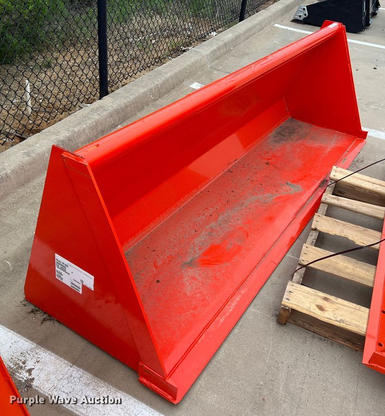 image for item MQ9886 Kubota M1886  96"W bucket