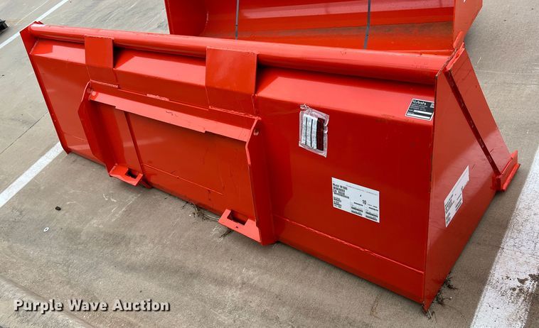 image for item MQ9886 Kubota M1886  96"W bucket