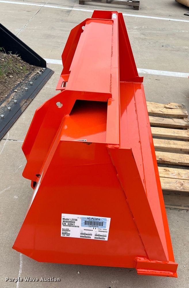 image for item MQ9887 Kubota L2236  72"W bucket
