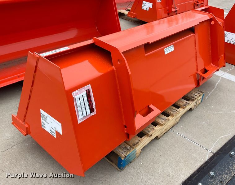 image for item MQ9887 Kubota L2236  72"W bucket
