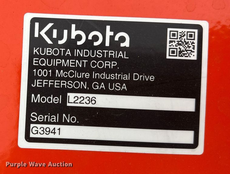 image for item MQ9887 Kubota L2236  72"W bucket