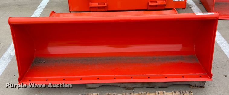 image for item MQ9889 Kubota L2296  72"W bucket
