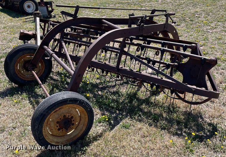 image for item MS9564 New Holland 55  hay rake