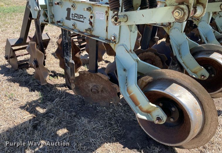 image for item MS9566 Orthman 1TRIPR  strip-till