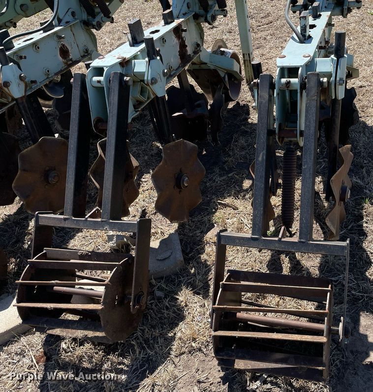 image for item MS9566 Orthman 1TRIPR  strip-till